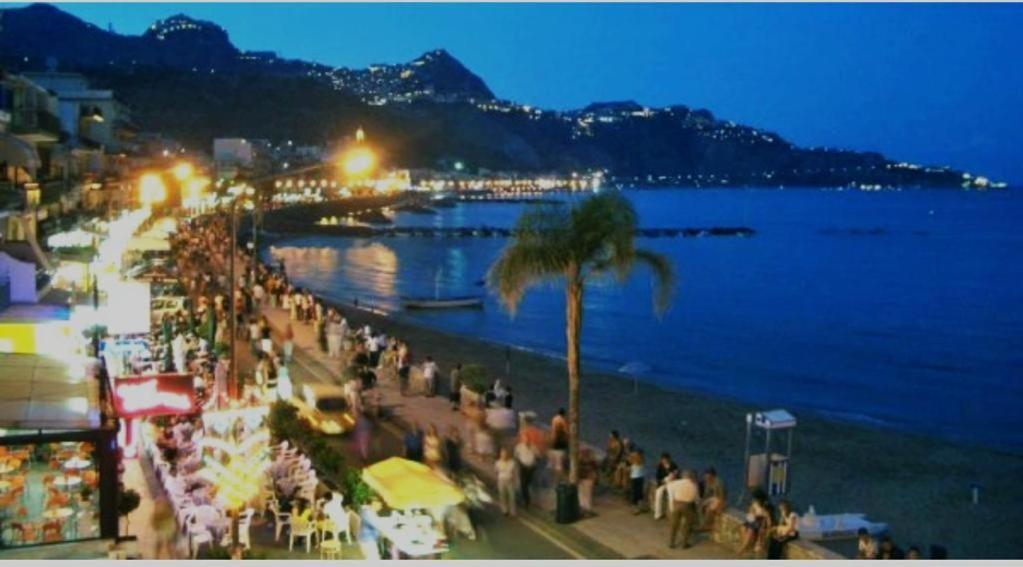 Naxos Sicilian Luxury Apartment ジャルディーニ・ナクソス エクステリア 写真
