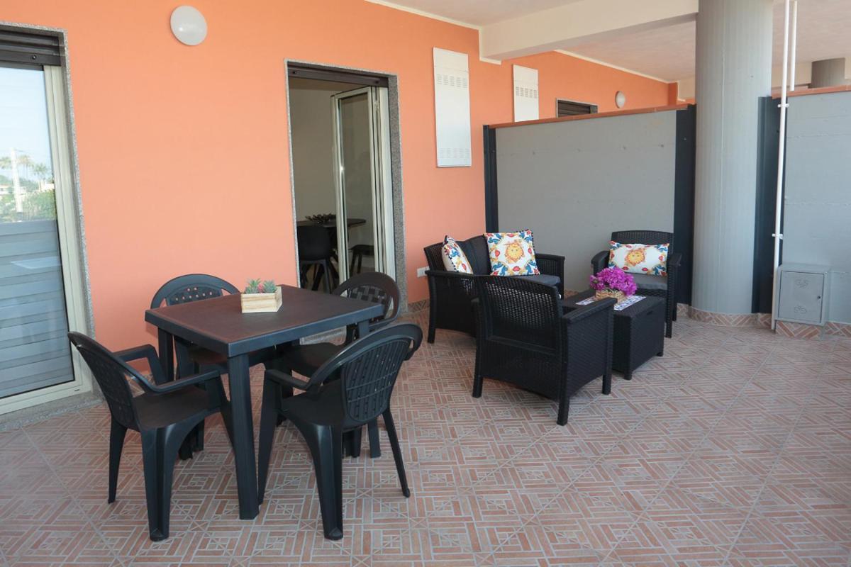 Naxos Sicilian Luxury Apartment ジャルディーニ・ナクソス エクステリア 写真