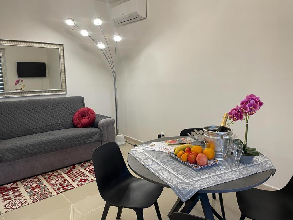 Naxos Sicilian Luxury Apartment ジャルディーニ・ナクソス エクステリア 写真
